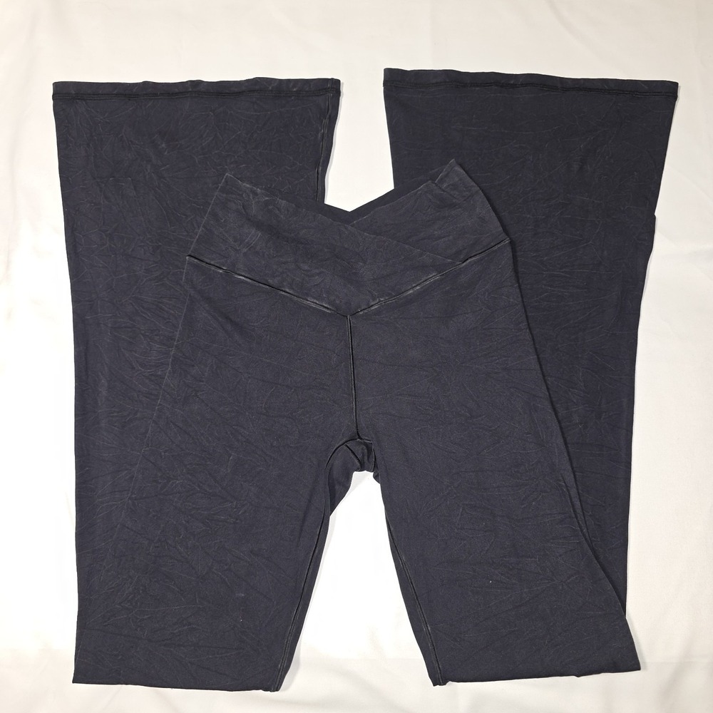 OFFLINE By Aerie Leggings Womens Medium Black High Rise Flare Crossover Yoga